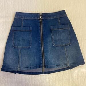 Hollister denim mini skirt xs